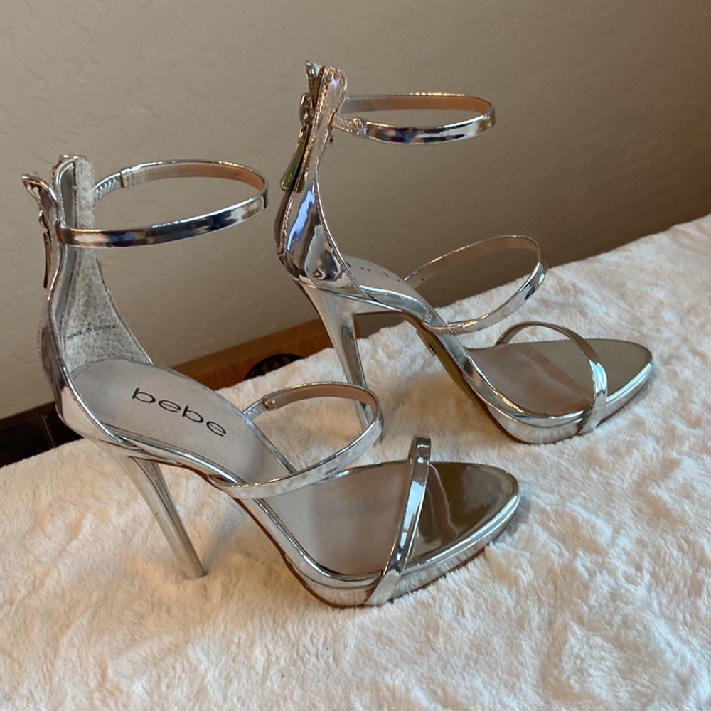 Bebe heels - Picture 2 of 7